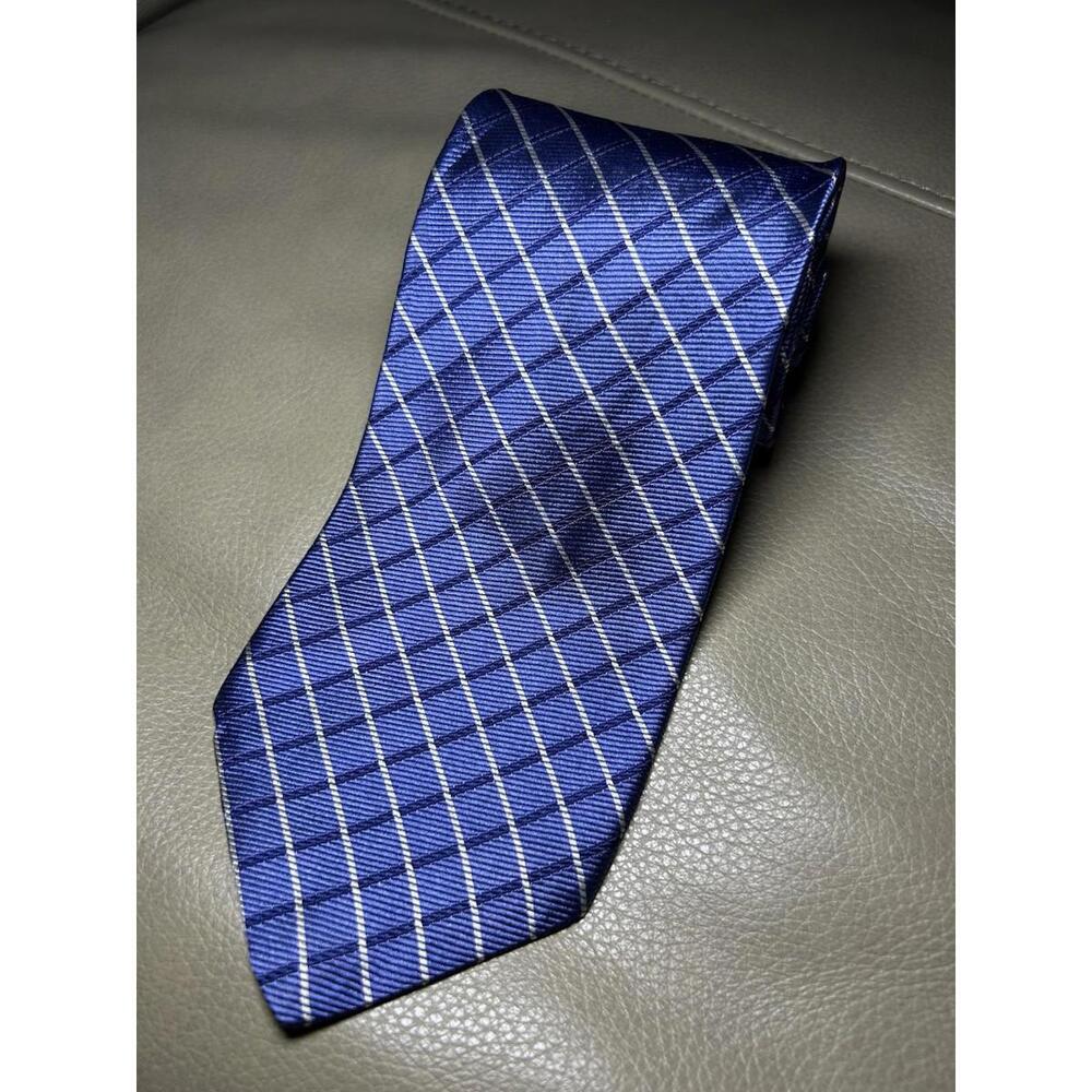 Brooks Brothers Makers 100% Silk Tie Blue White Grid Pattern BB10